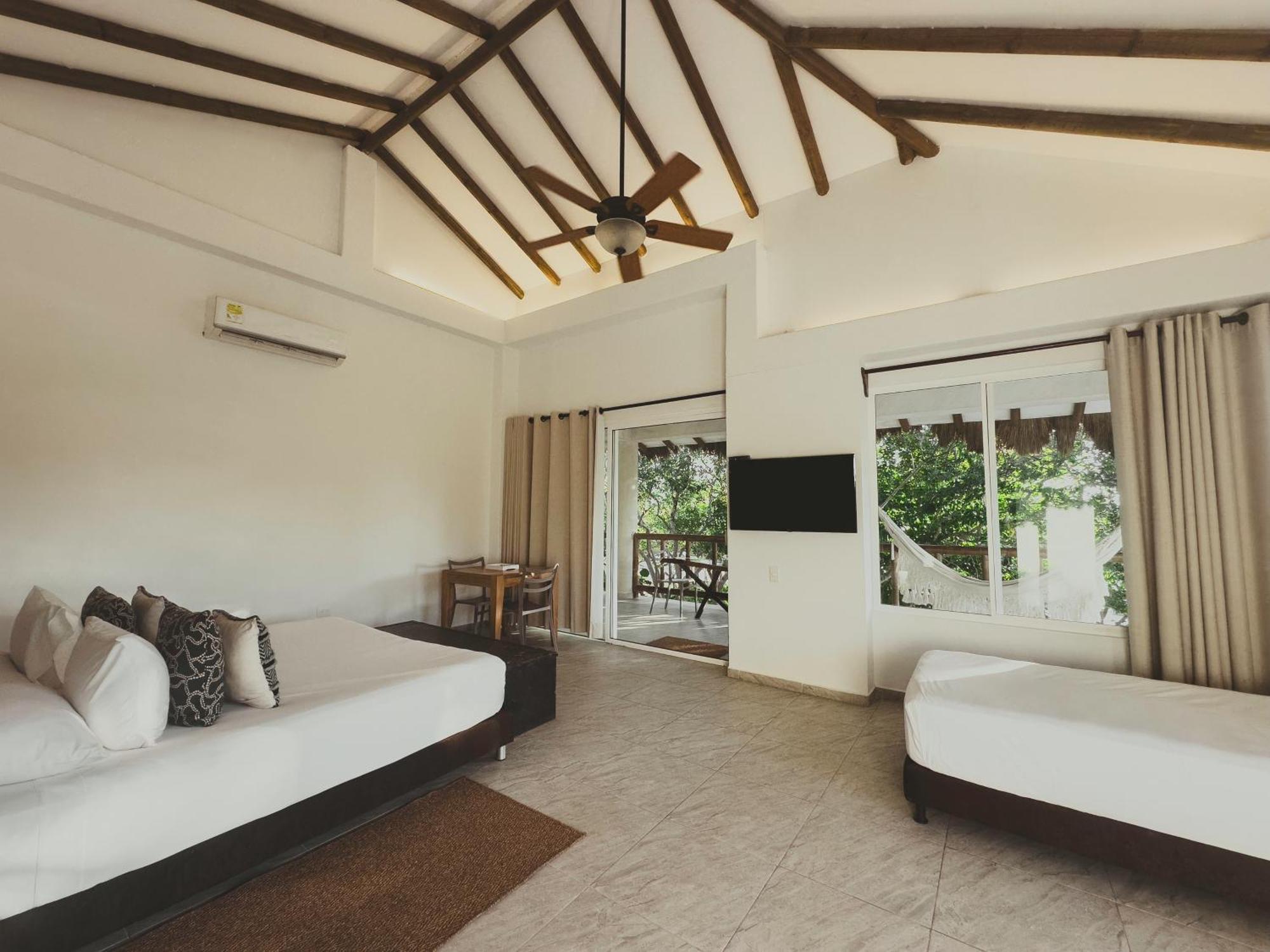 Sabai Beach Hotel Isla Barú Eksteriør bilde