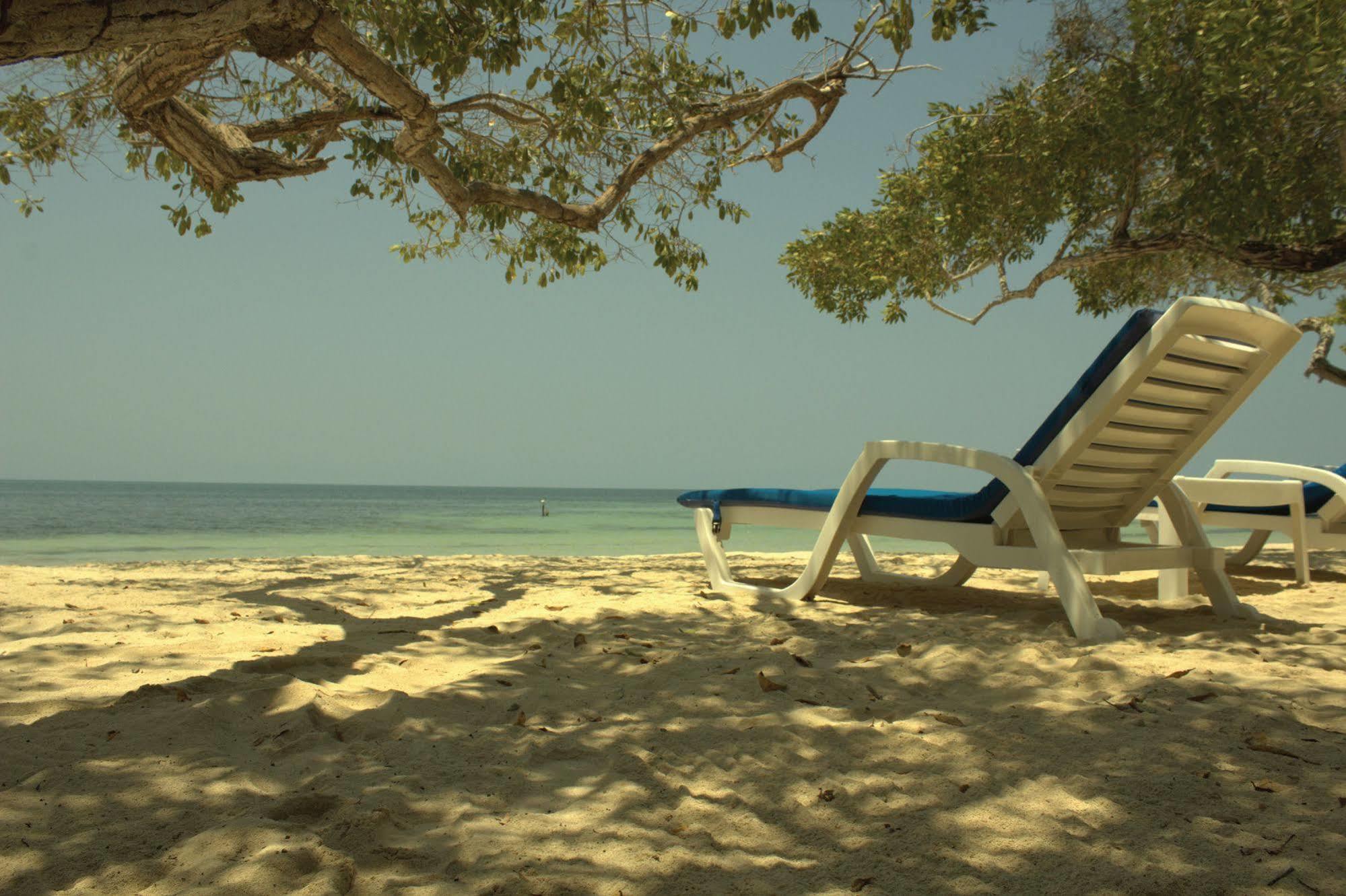 Sabai Beach Hotel Isla Barú Eksteriør bilde